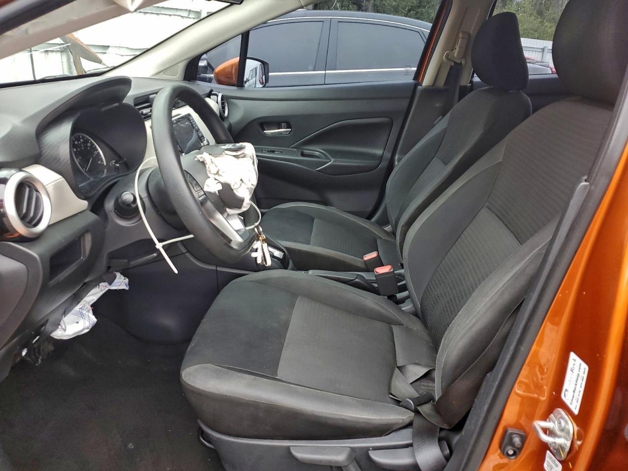 2020 Nissan Versa Sv - Image 7
