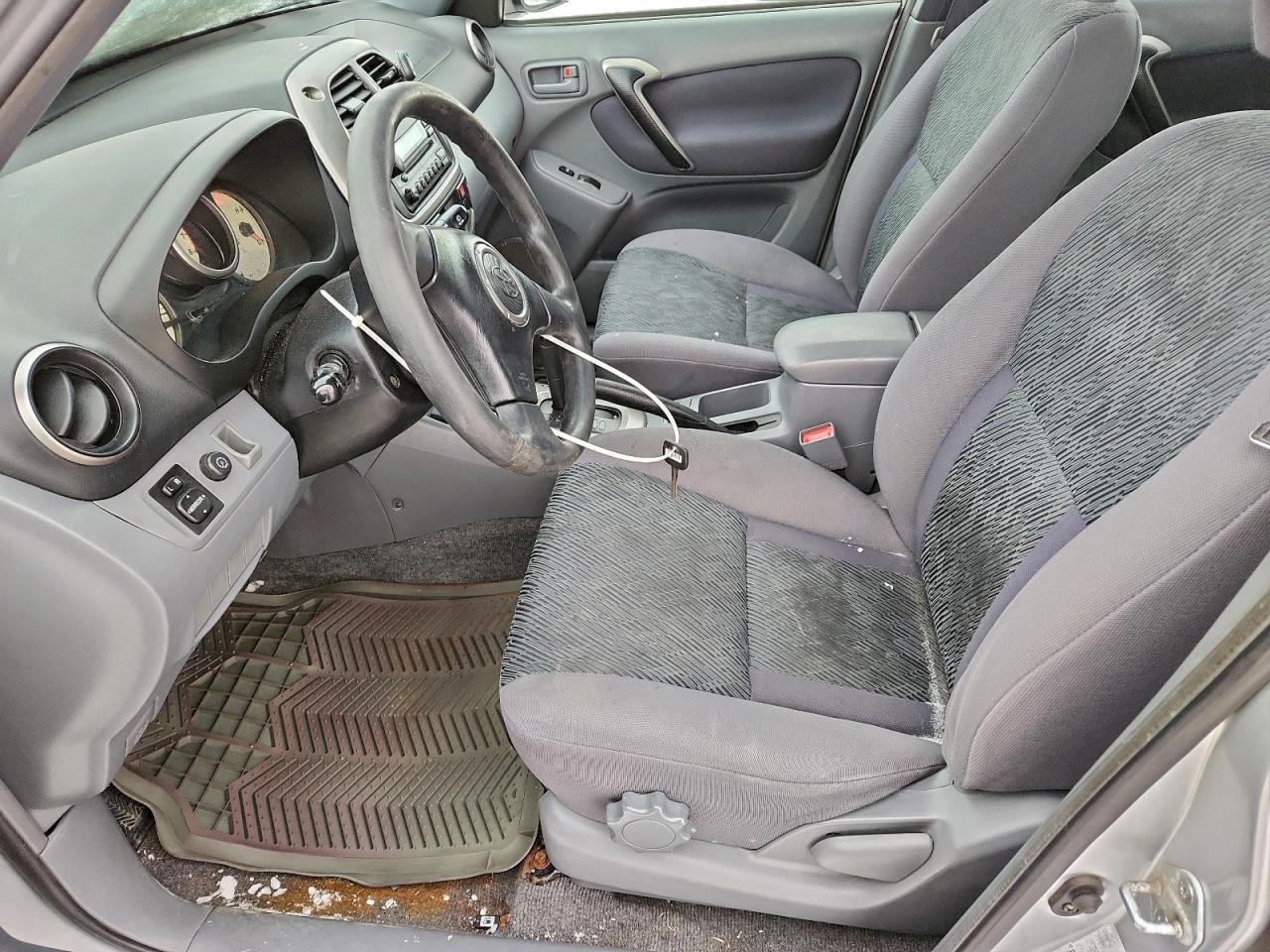 2001 Toyota Rav4 - Image 7