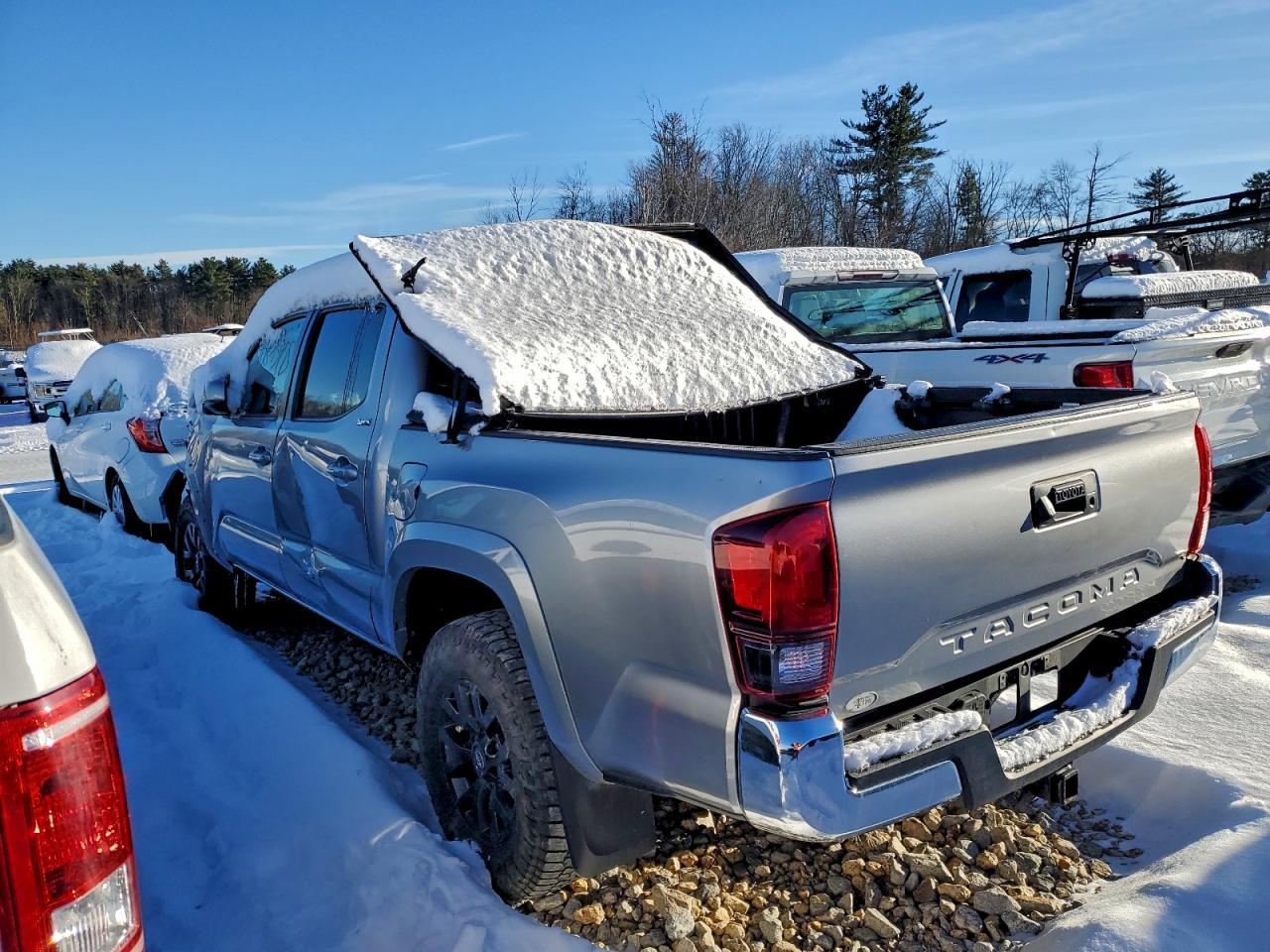 2021 Toyota Tacoma Double Cab - Фото 2