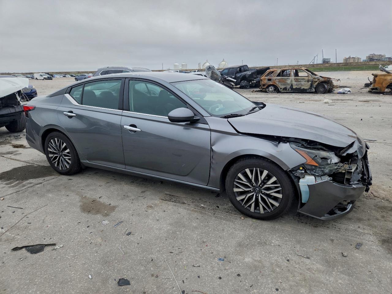 2023 Nissan Altima Sv - Фото 4