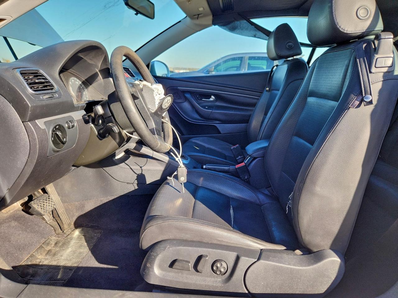 2007 Volkswagen Eos 2.0T - Image 7