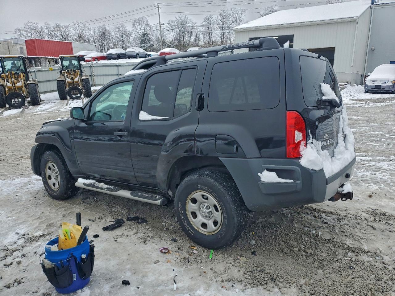 2012 Nissan Xterra Off Road - Фото 2