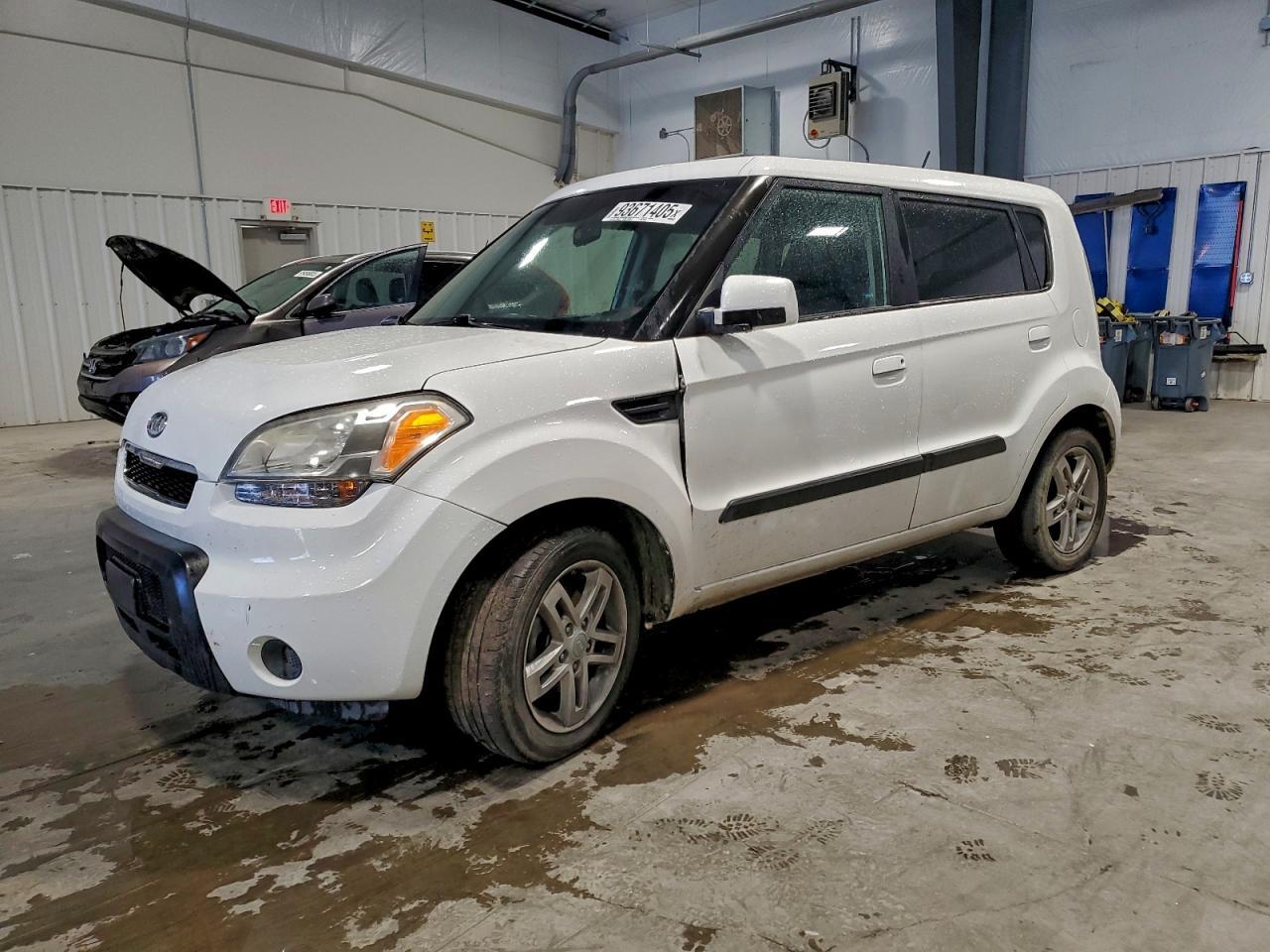 2010 Kia Soul +