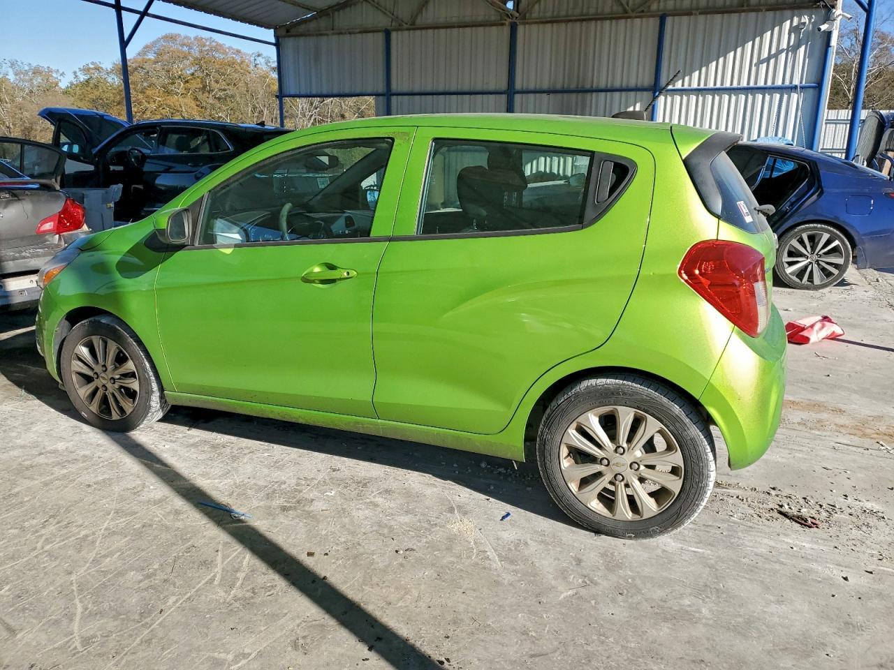 2016 Chevrolet Spark 1Lt - Фото 2