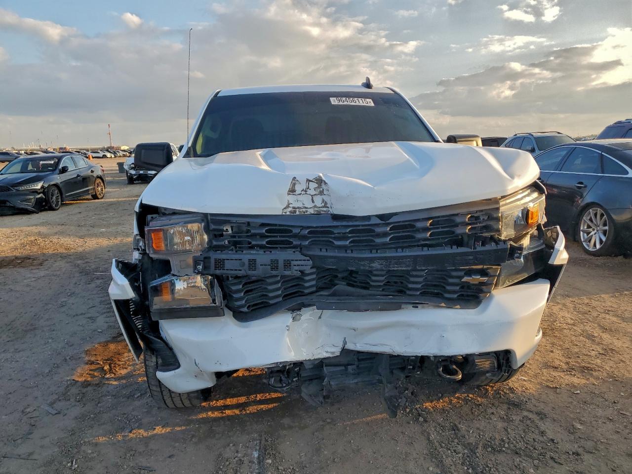 2022 Chevrolet Silverado Ltd C1500 Custom - Фото 5