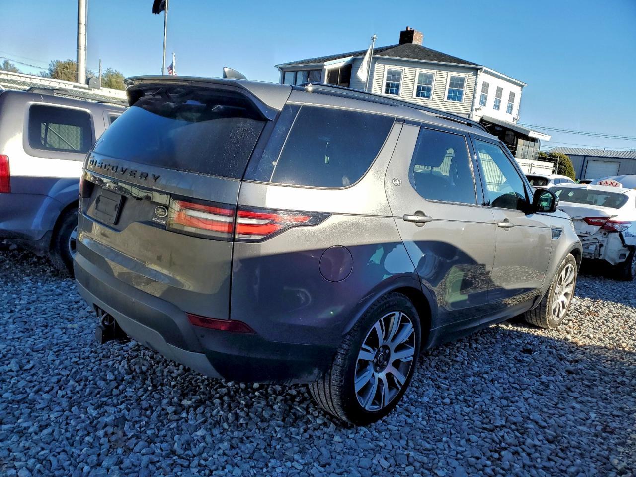 2018 Land Rover Discovery Hse - Фото 3