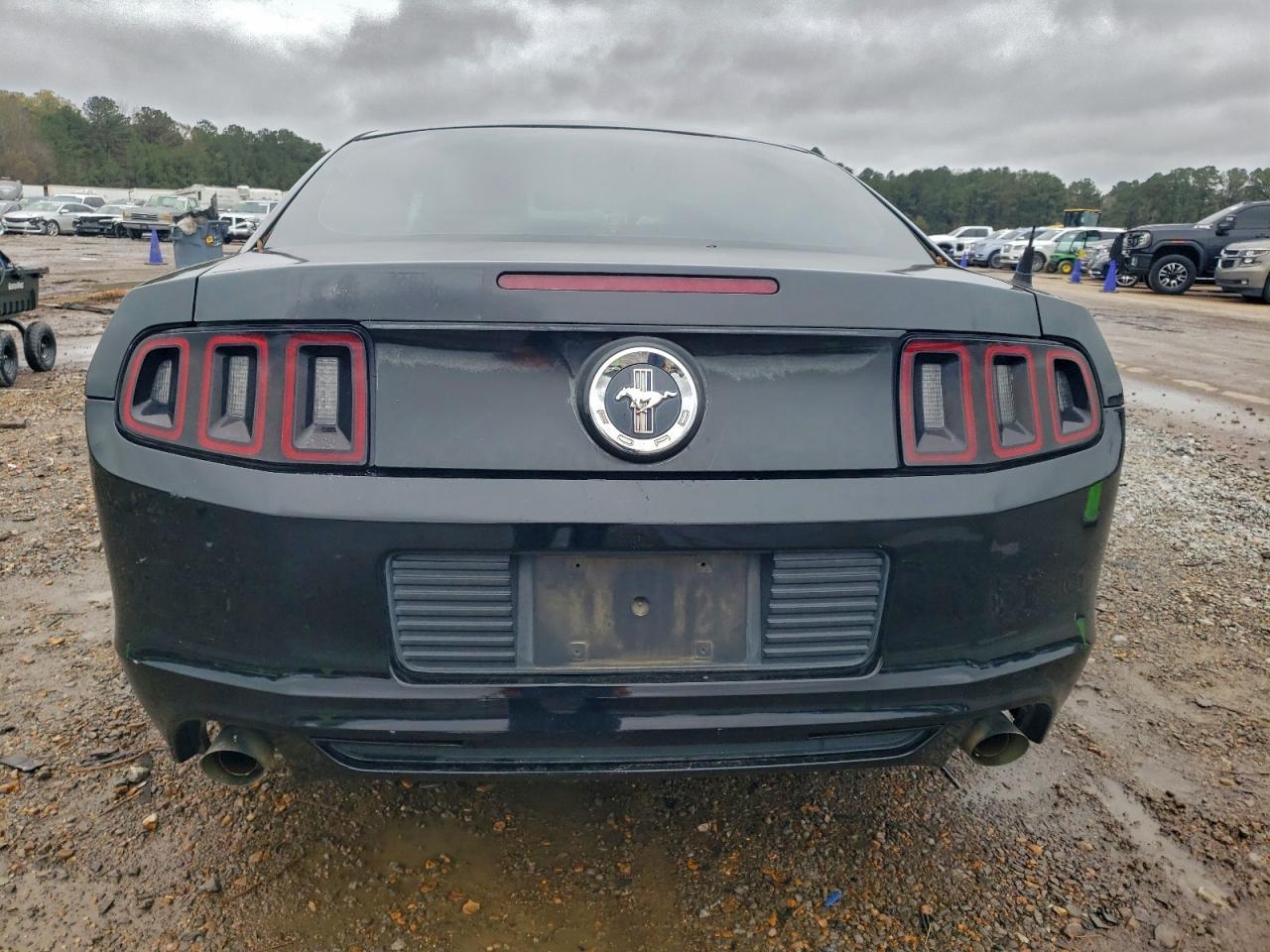 2014 Ford Mustang - Image 6