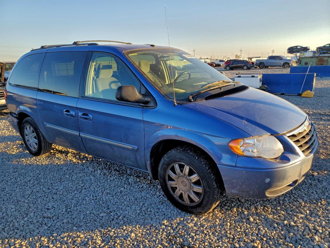 2007 Chrysler Town & Country Touring - Фото 4