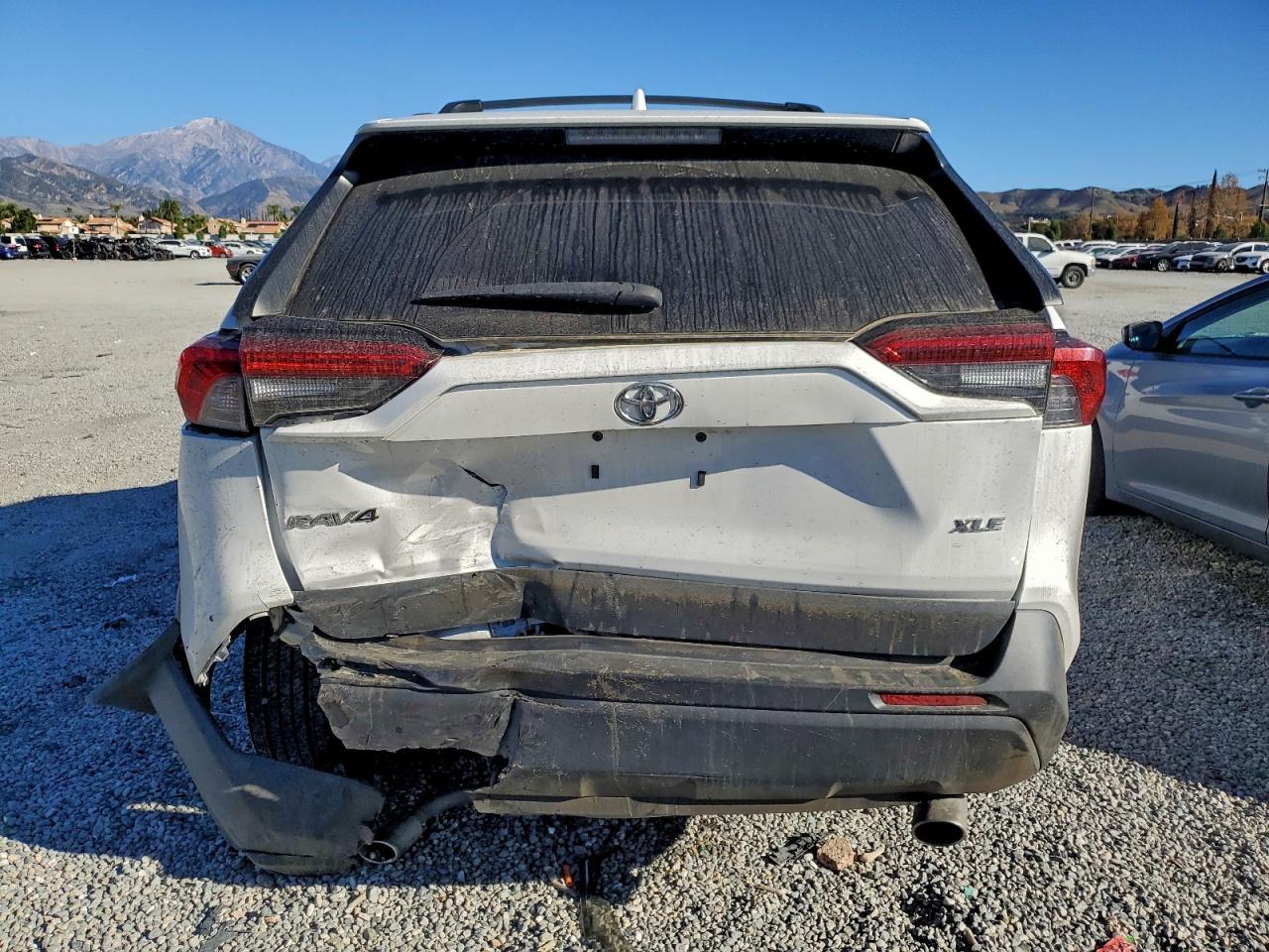 2022 Toyota Rav4 Xle - Image 6