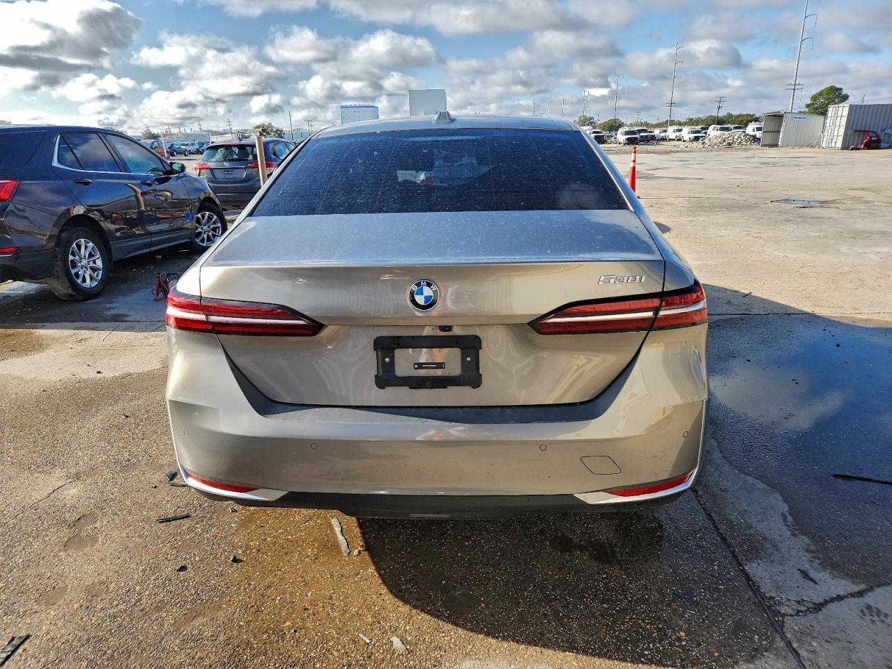 2024 BMW 530 I - Фото 6