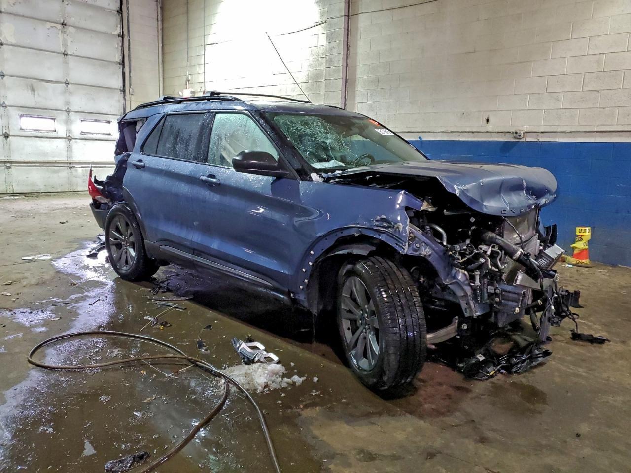 2021 Ford Explorer Xlt - Фото 4