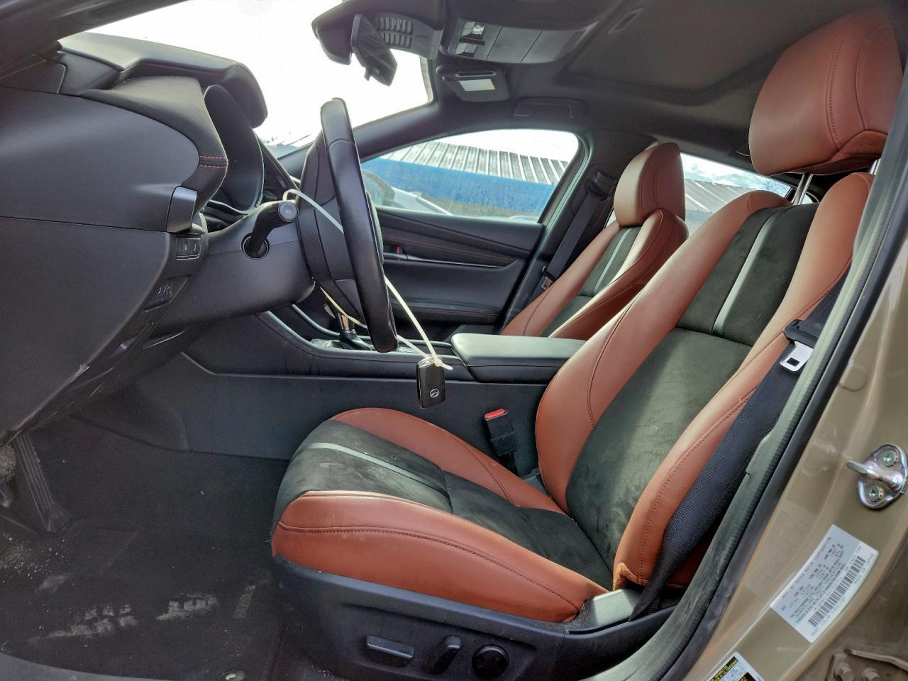 2025 Mazda 3 Carbon Turbo - Фото 7