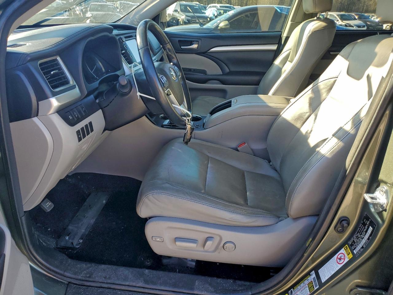 2017 Toyota Highlander Se - Фото 7