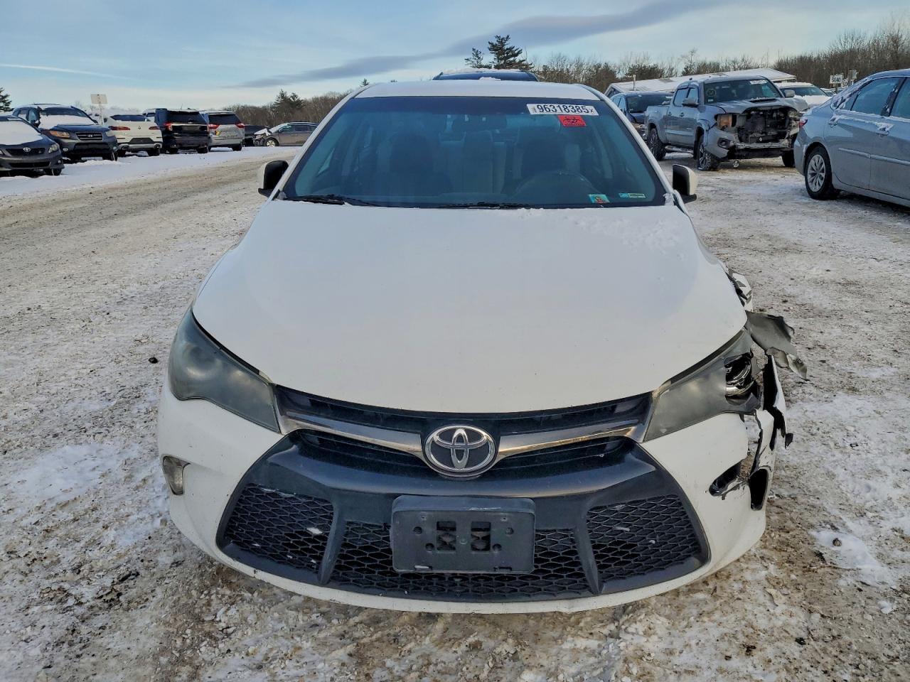 2017 Toyota Camry Le - Image 5