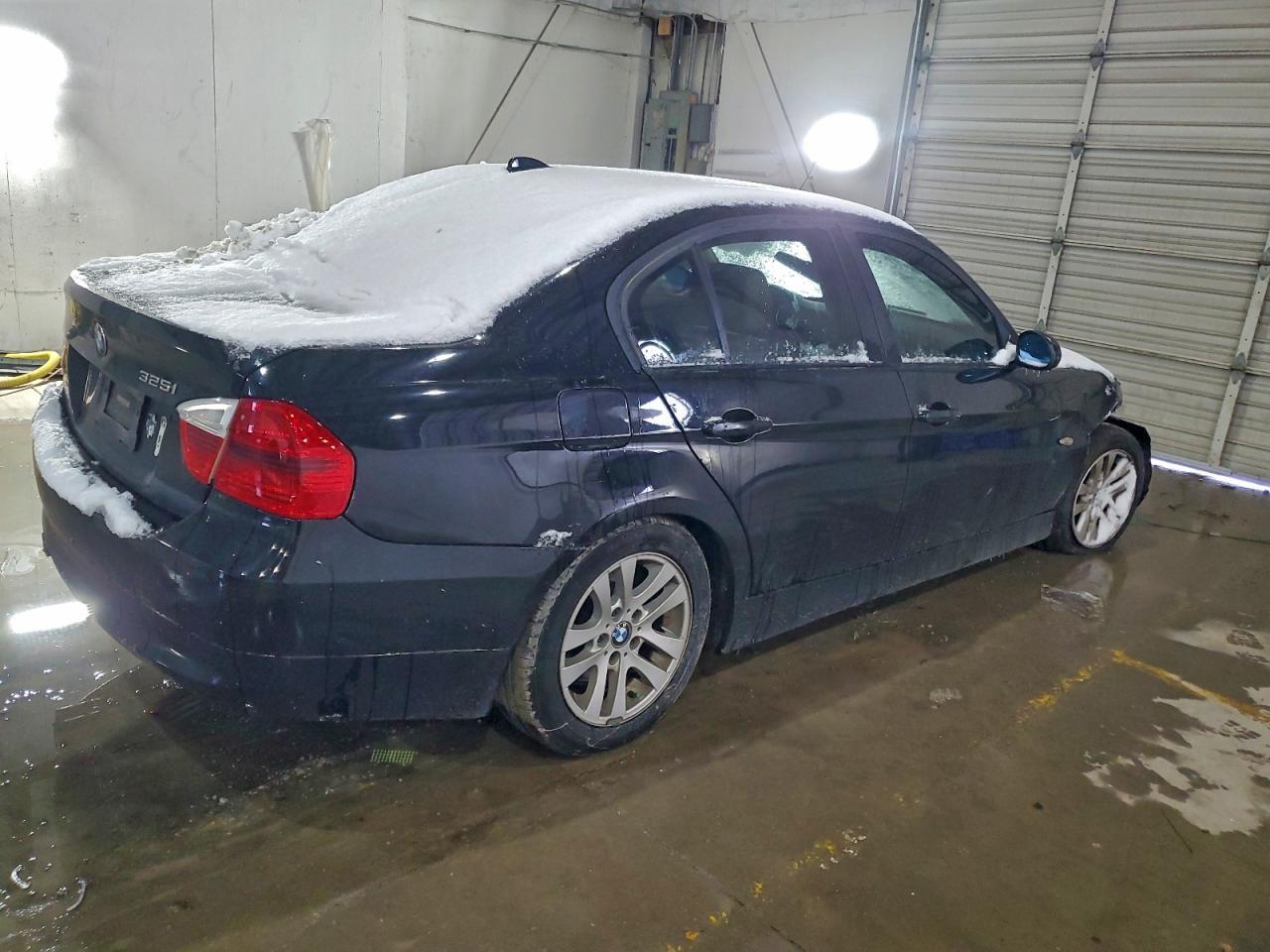 2006 BMW 325 I - Фото 3