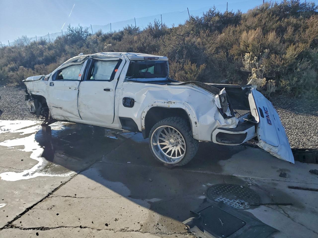 2024 GMC Sierra K2500 At4 - Фото 2