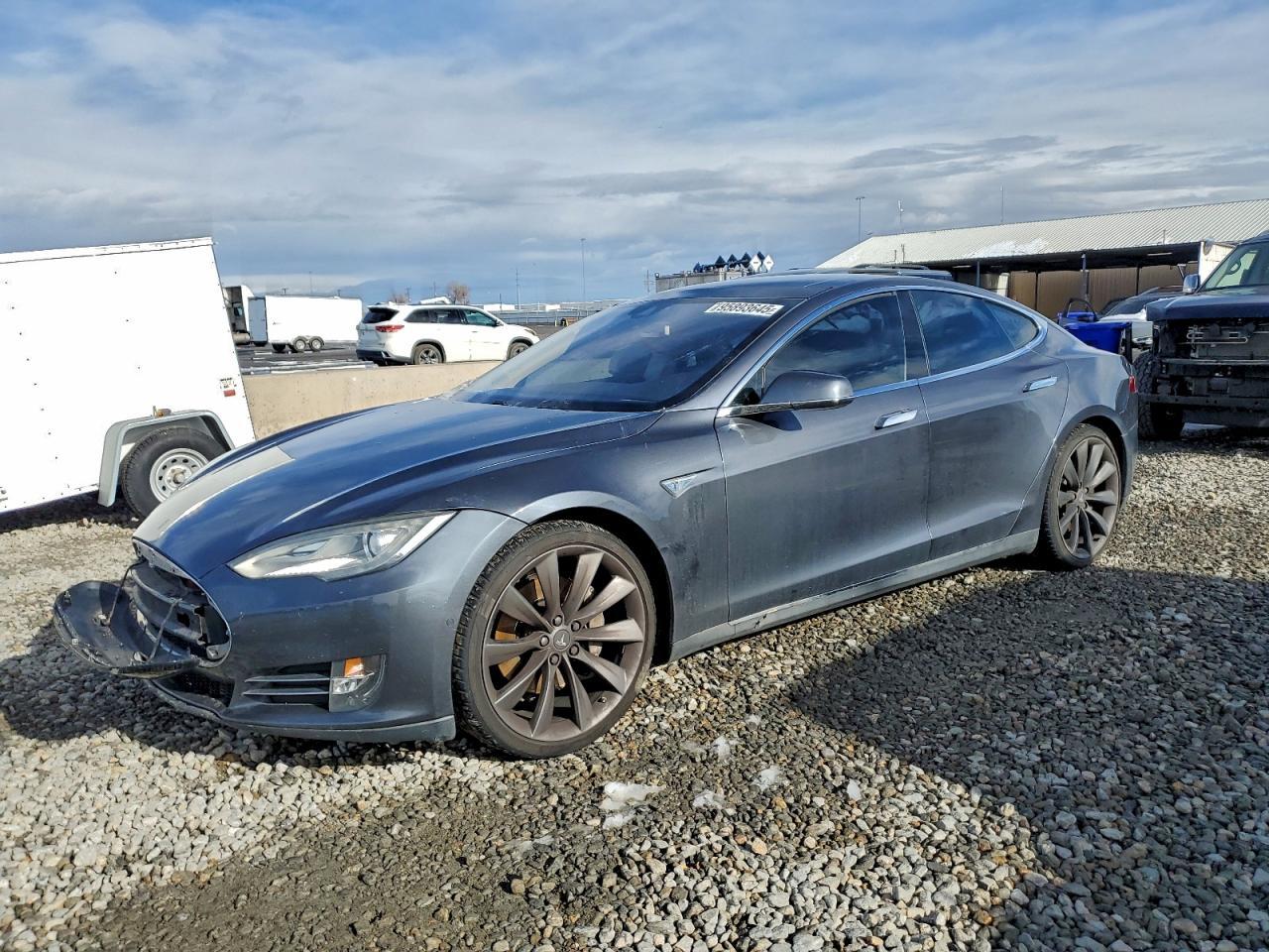 2015 Tesla Model S 85D