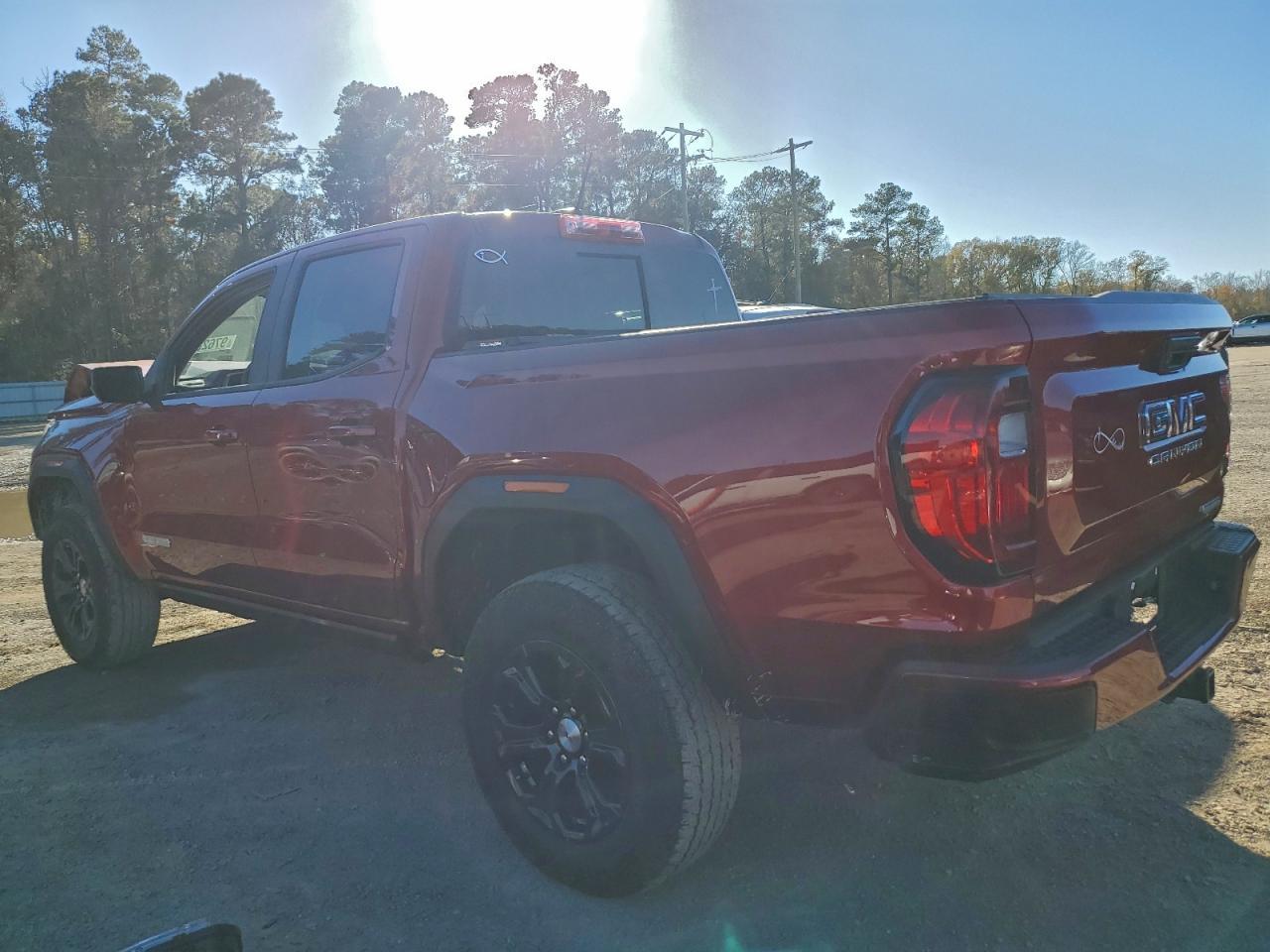 2024 GMC Canyon Elevation - Image 2