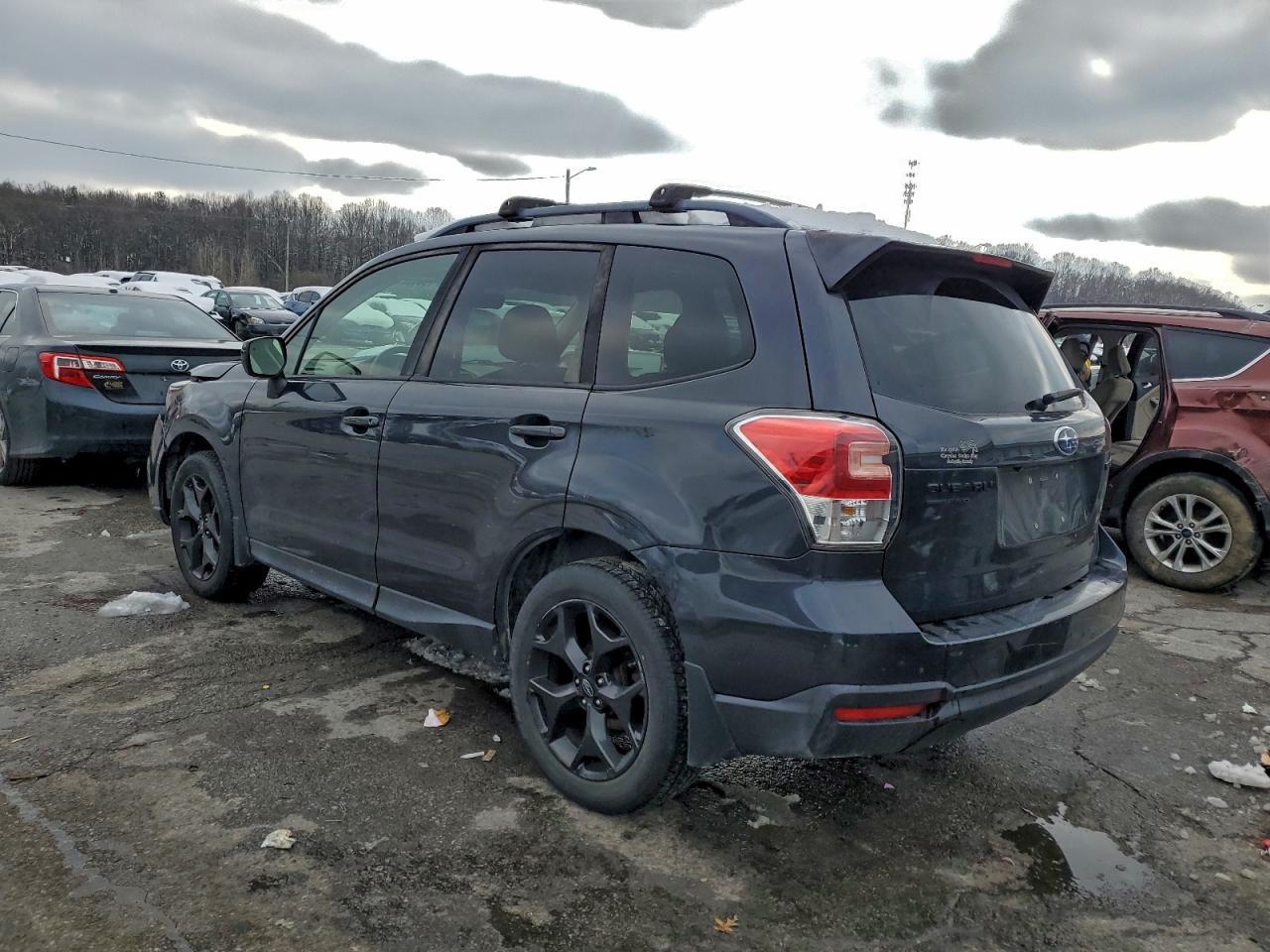 2018 Subaru Forester 2.5I Premium - Фото 2