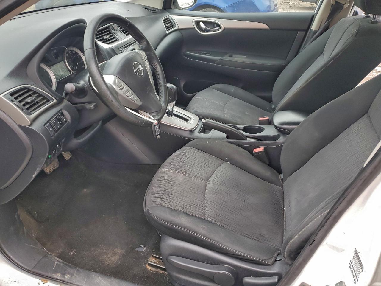 2015 Nissan Sentra S - Фото 7