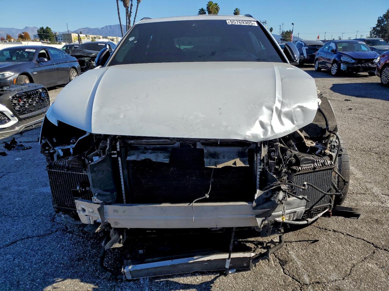 2022 Audi Rs Q8 - Image 5