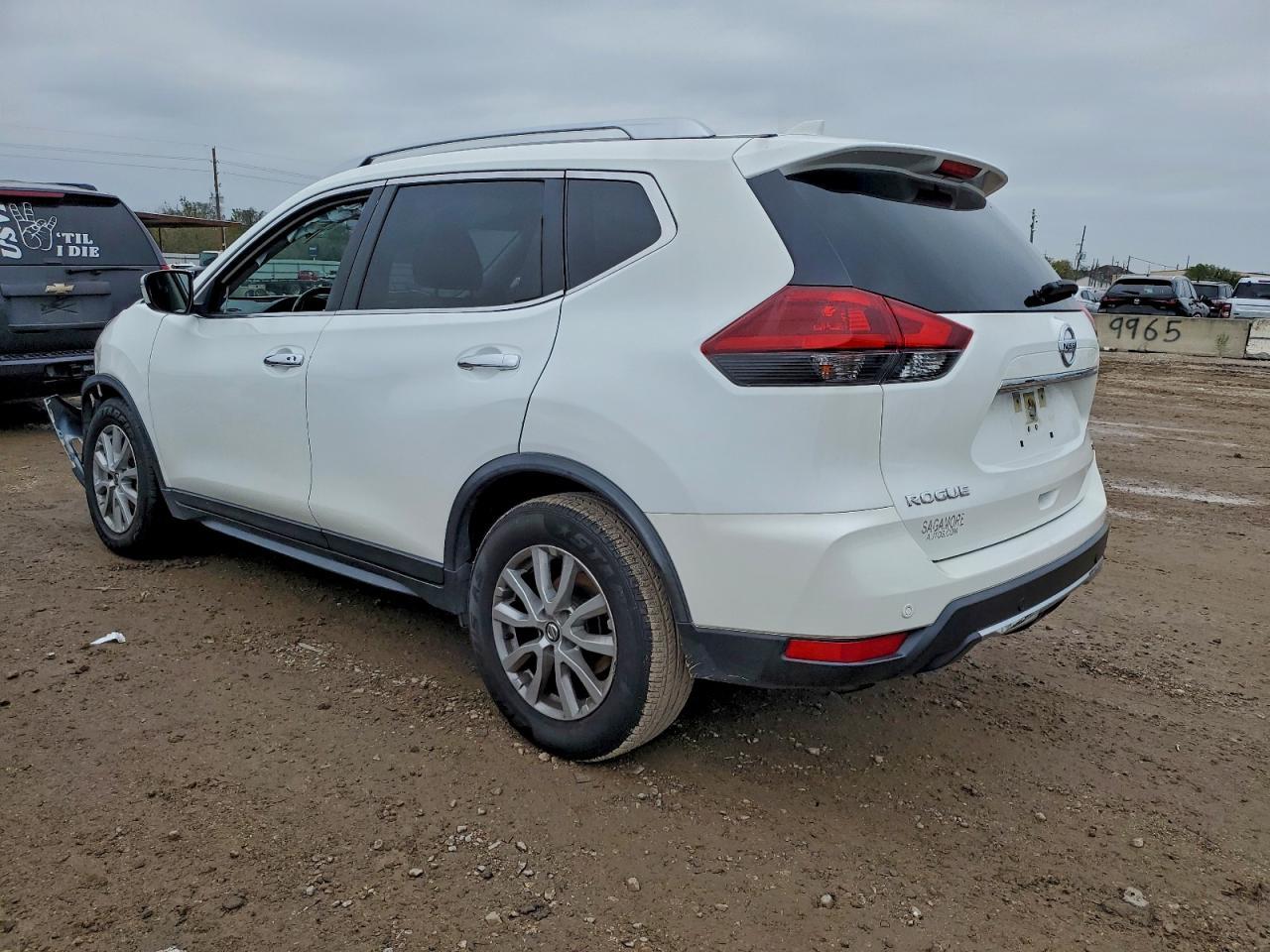 2020 Nissan Rogue S - Фото 2
