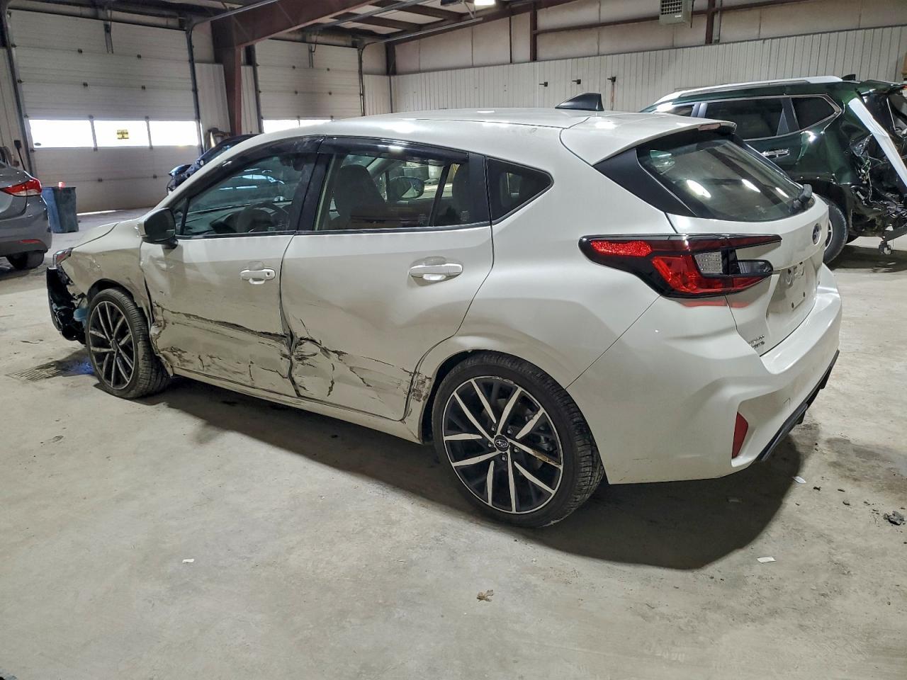 2025 Subaru Impreza Sport - Фото 2