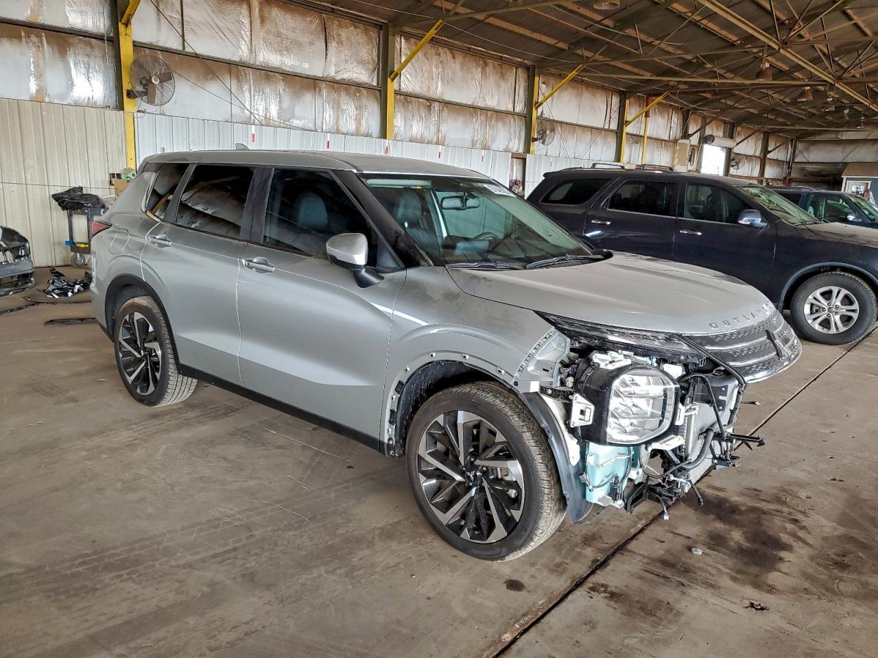 2024 Mitsubishi Outlander Se - Фото 4