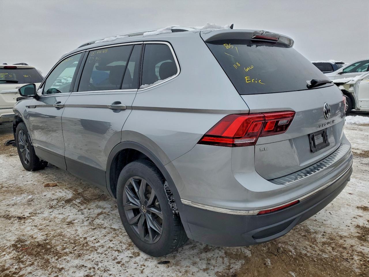 2022 Volkswagen Tiguan Se - Image 2