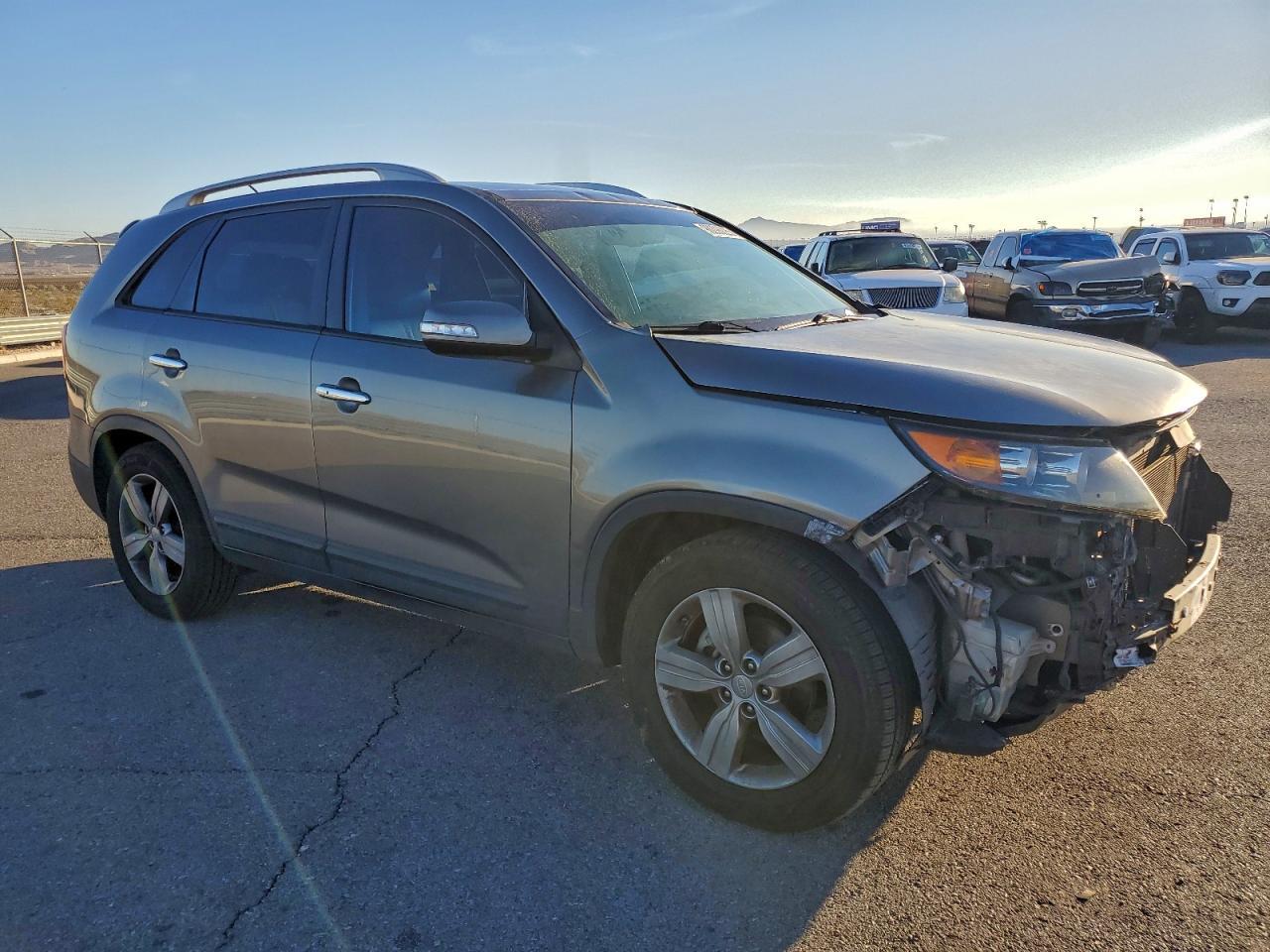 2012 Kia Sorento Ex - Фото 4