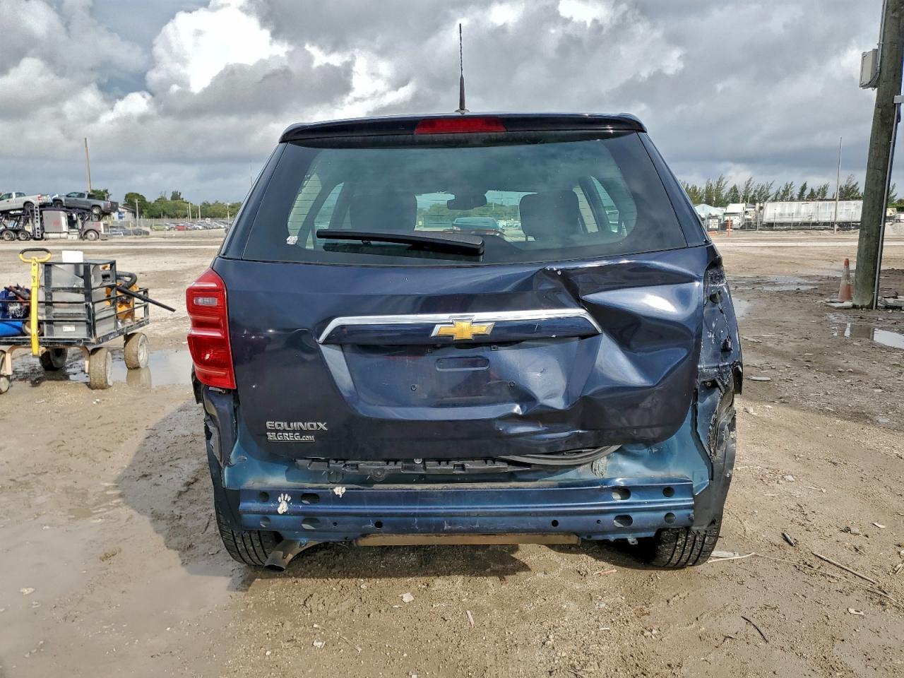 2017 Chevrolet Equinox Ls - Фото 6