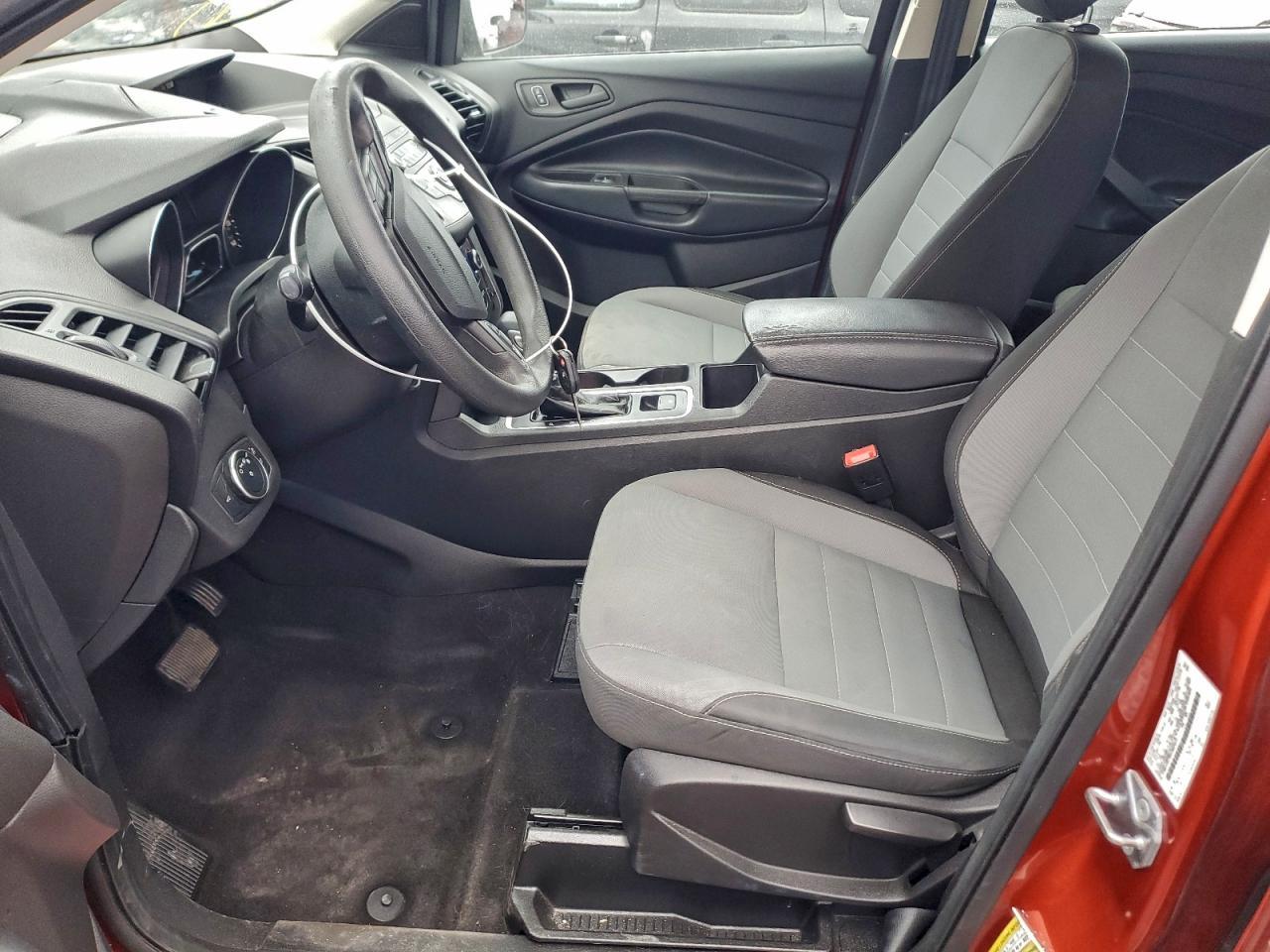 2019 Ford Escape S - Image 7