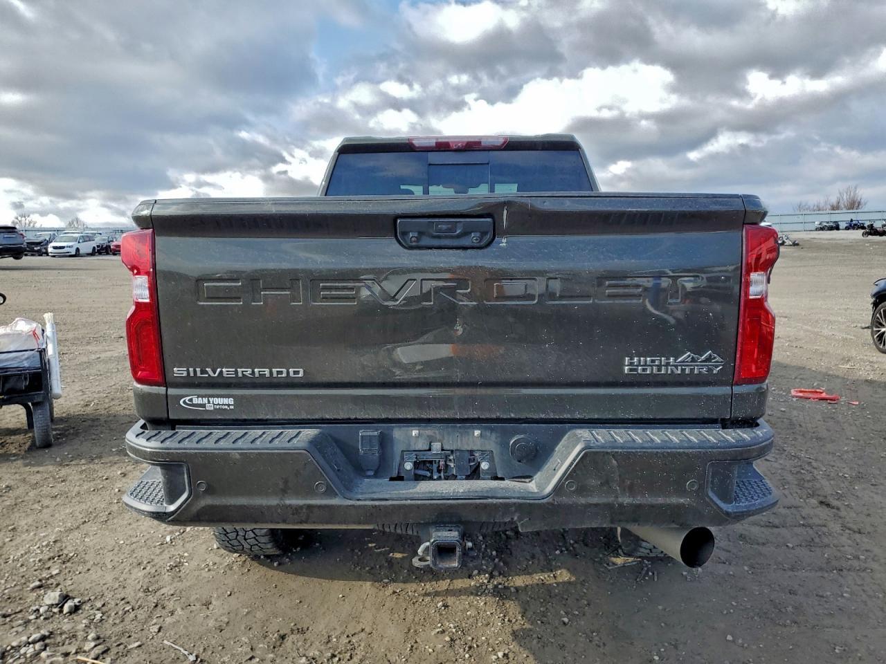 2022 Chevrolet Silverado K2500 High Country - Image 6