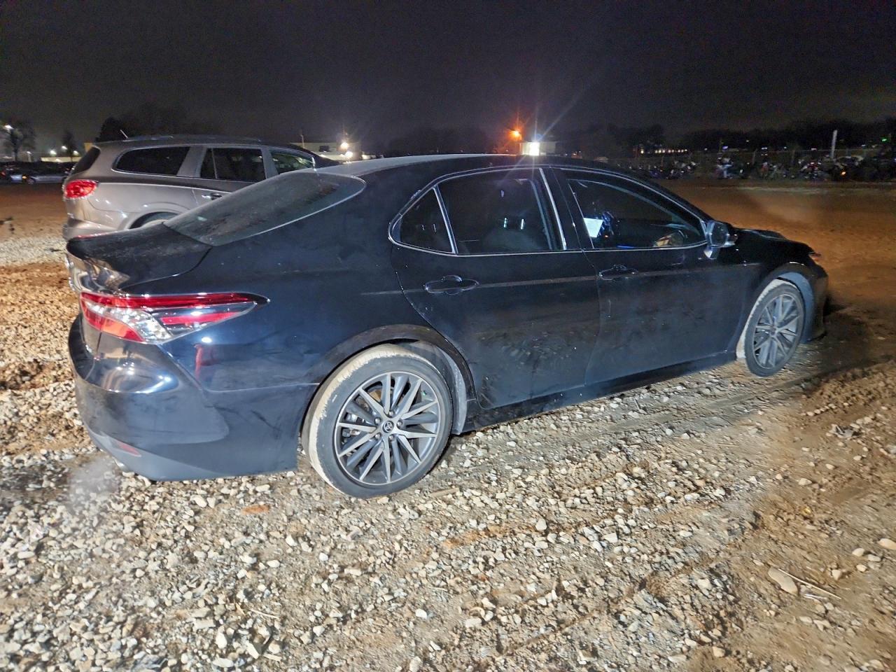 2024 Toyota Camry Xle - Image 3