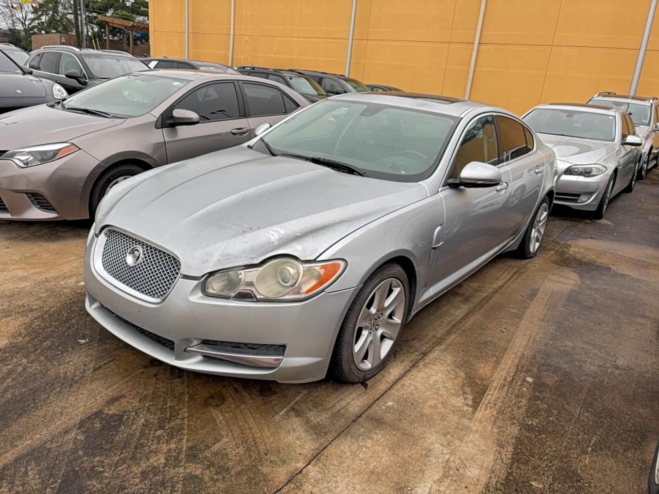 2011 Jaguar Xf - Фото 2