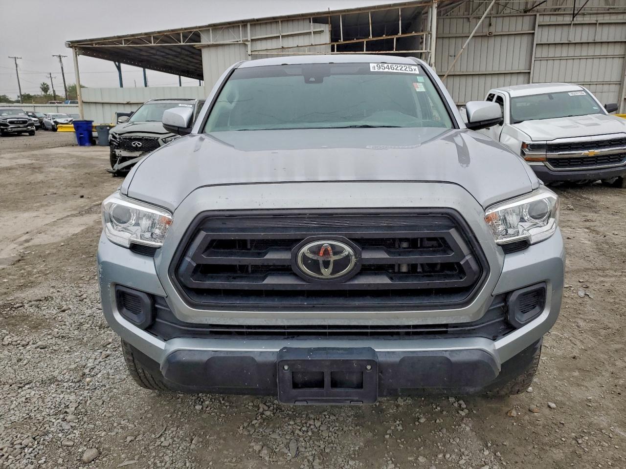 2022 Toyota Tacoma Double Cab - Image 5