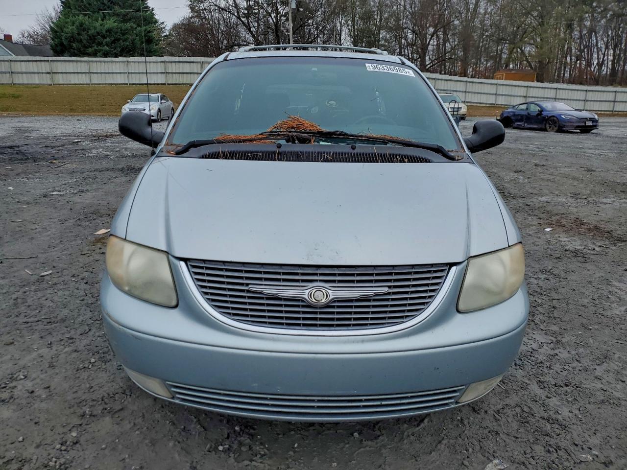 2001 Chrysler Town & Country Limited - Фото 5