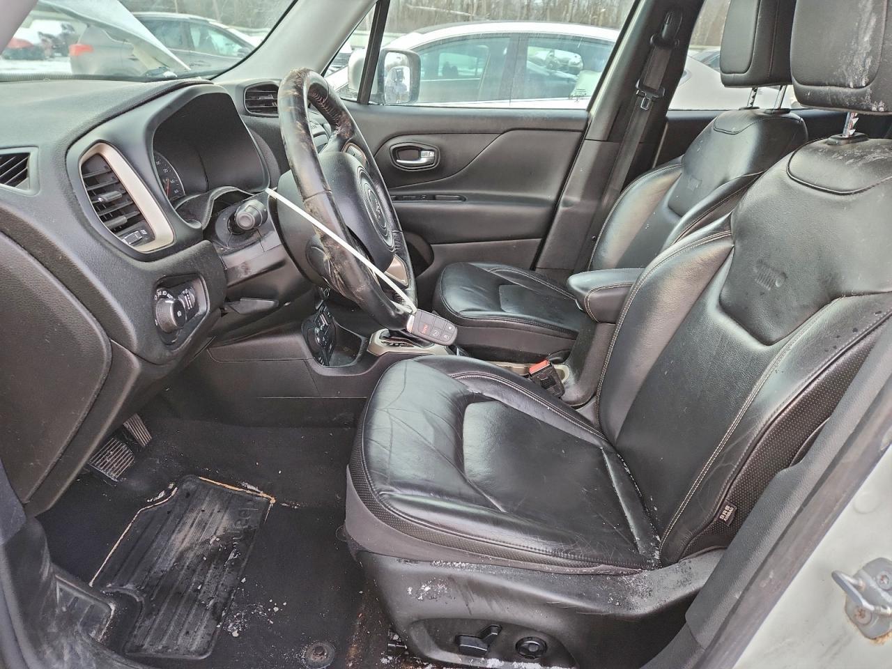 2016 Jeep Renegade Limited - Image 7