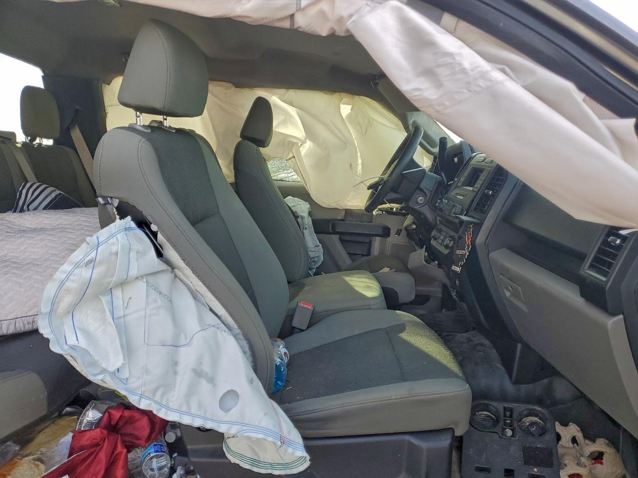 2016 Ford F150 Super Cab - Image 7