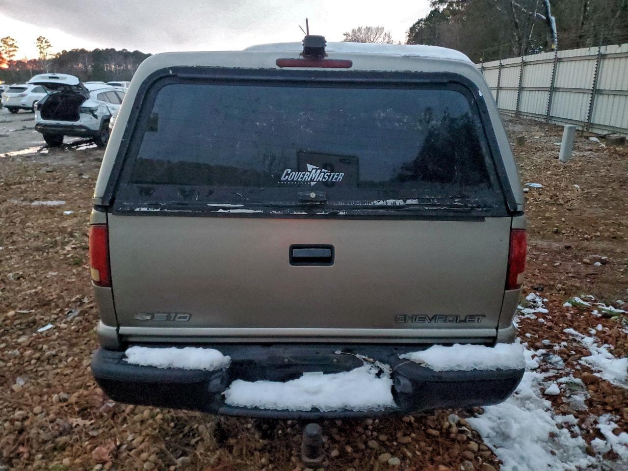 2002 Chevrolet S Truck S10 - Фото 6