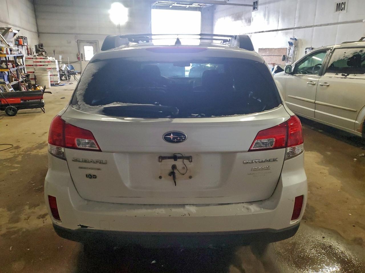 2014 Subaru Outback 2.5I Premium - Фото 6