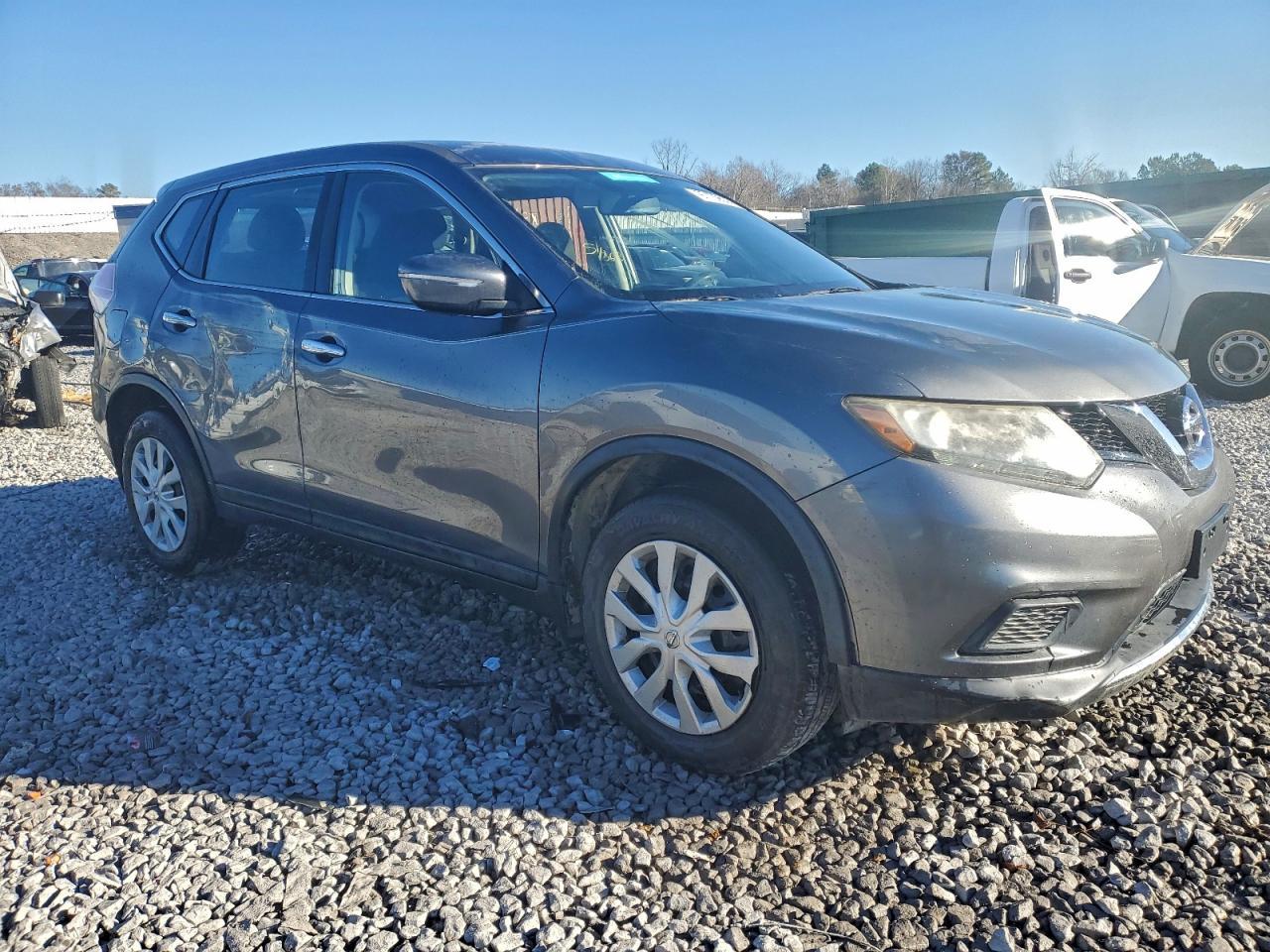 2015 Nissan Rogue S - Фото 4