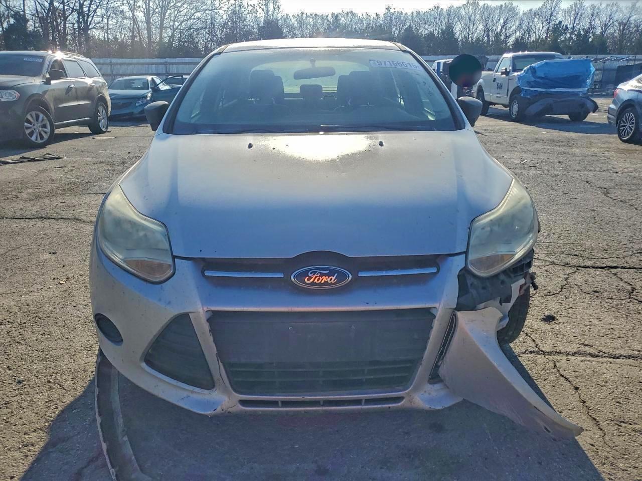 2013 Ford Focus S - Image 5