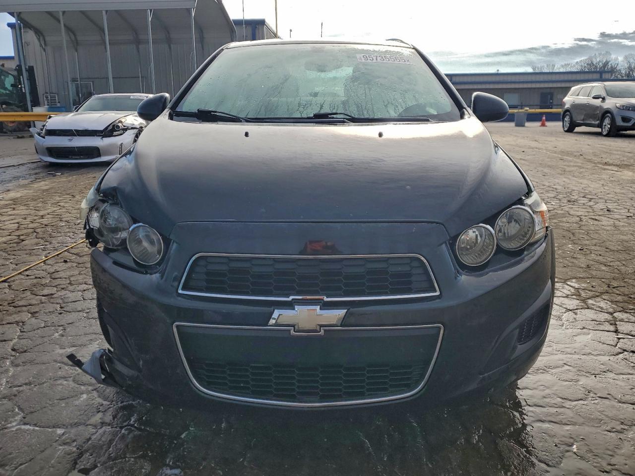 2015 Chevrolet Sonic Lt - Image 5