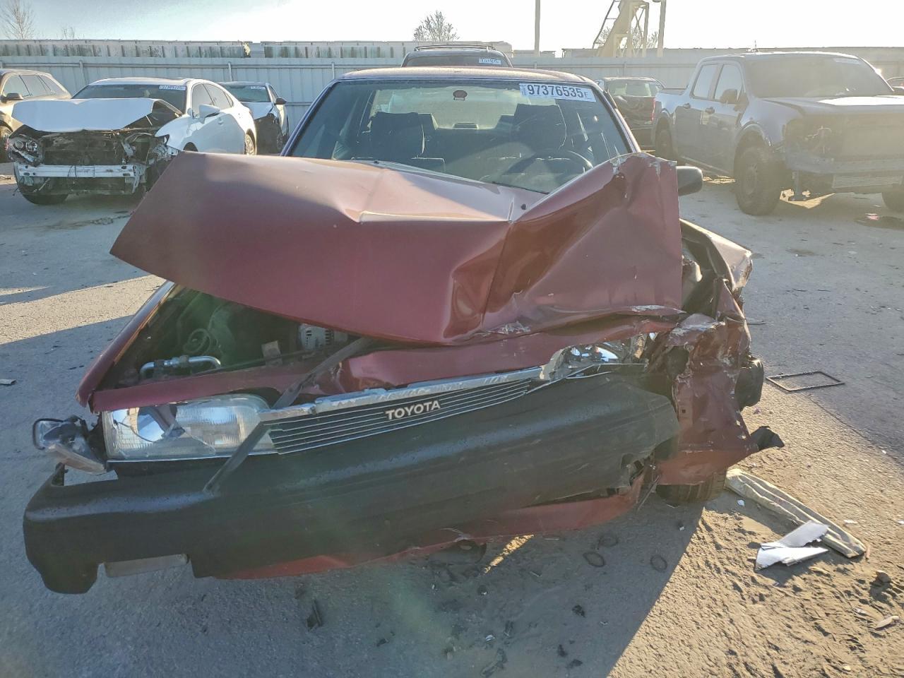 1990 Toyota Camry Dlx - Фото 5