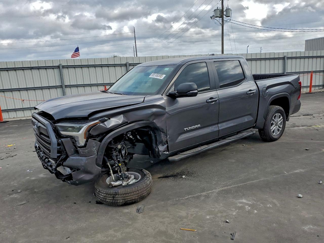 2026 Toyota Tundra Crewmax Sr