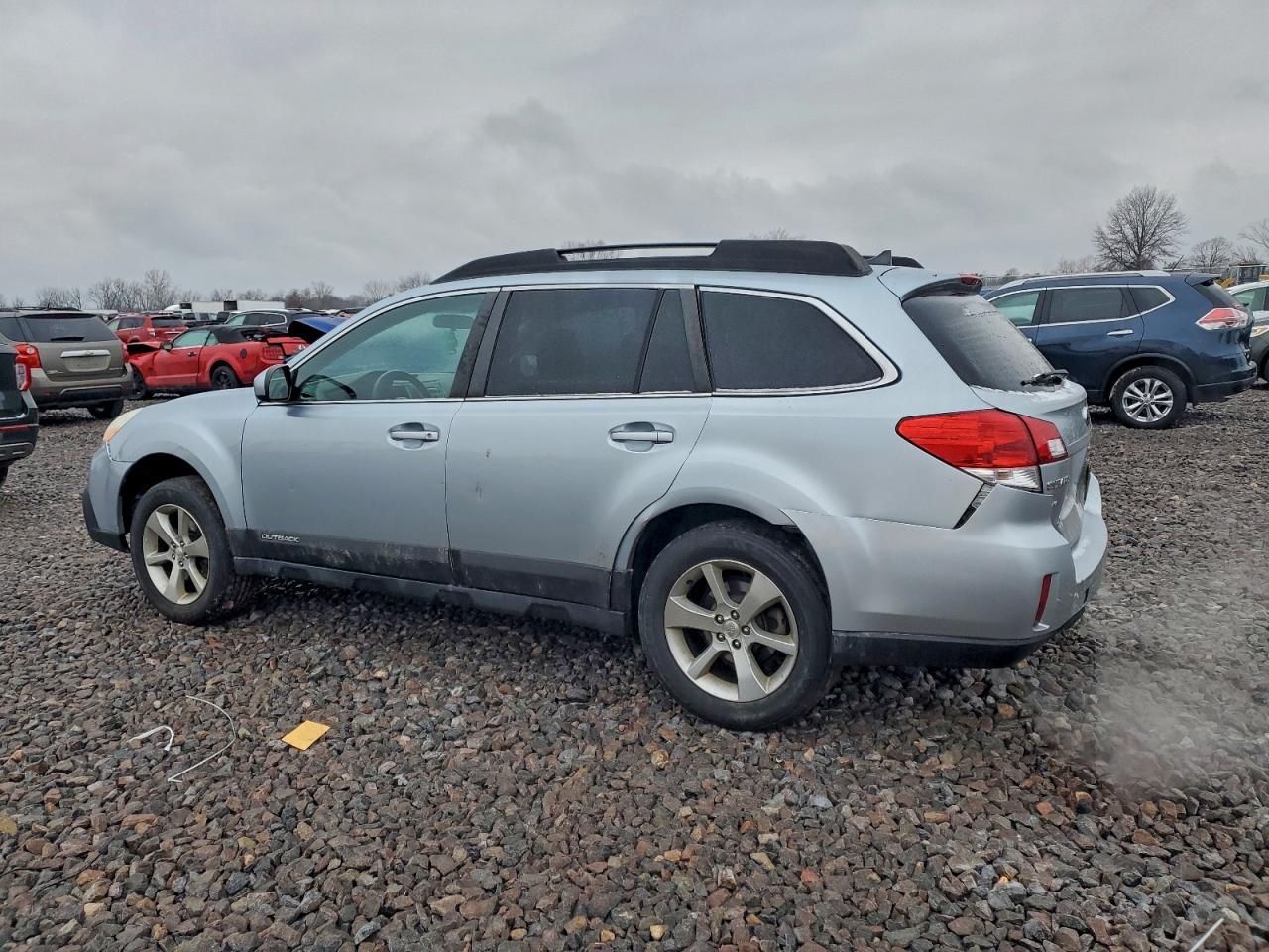2013 Subaru Outback 3.6R Limited - Фото 2