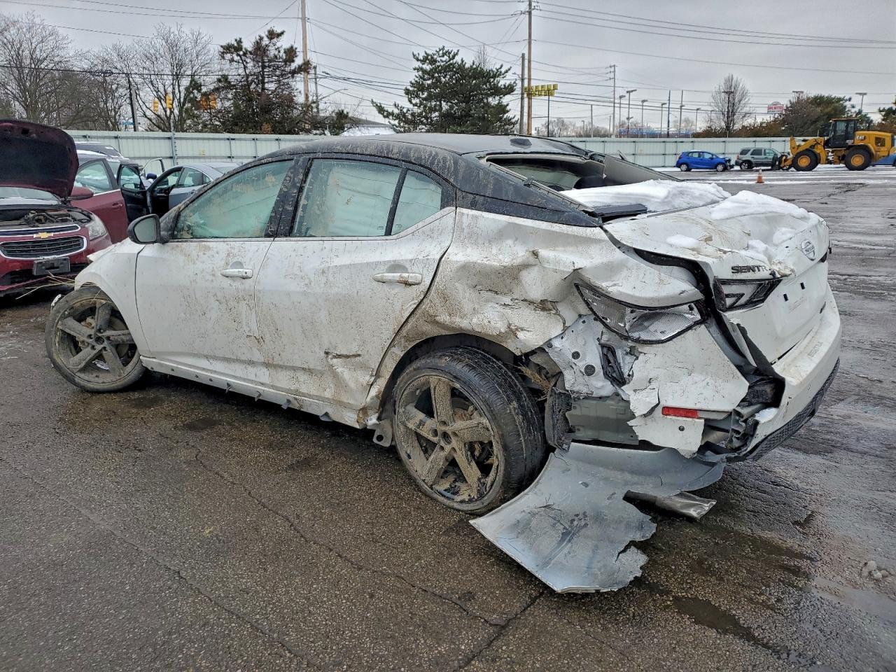 2023 Nissan Sentra Sr - Image 2