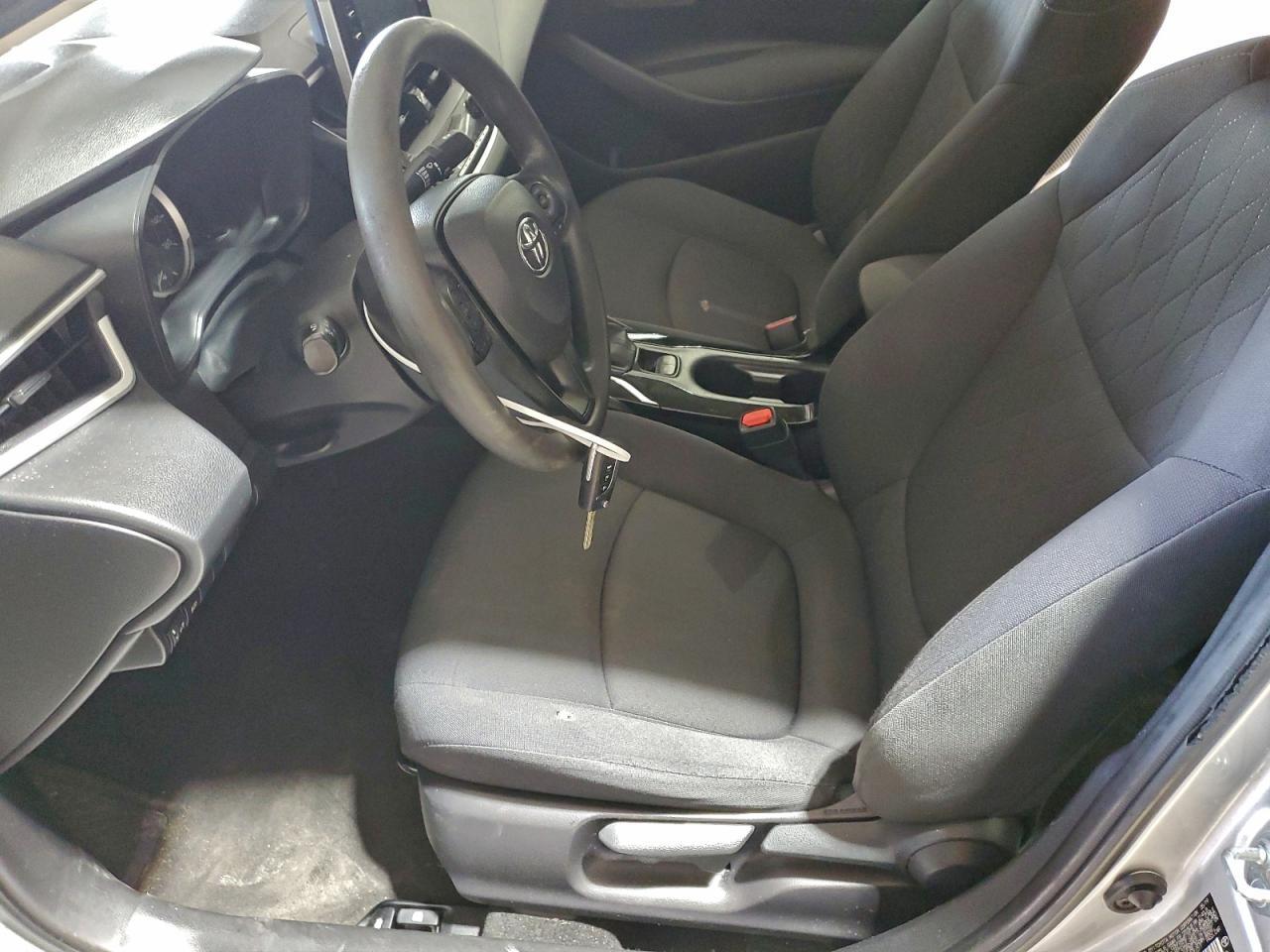 2020 Toyota Corolla Le - Фото 7