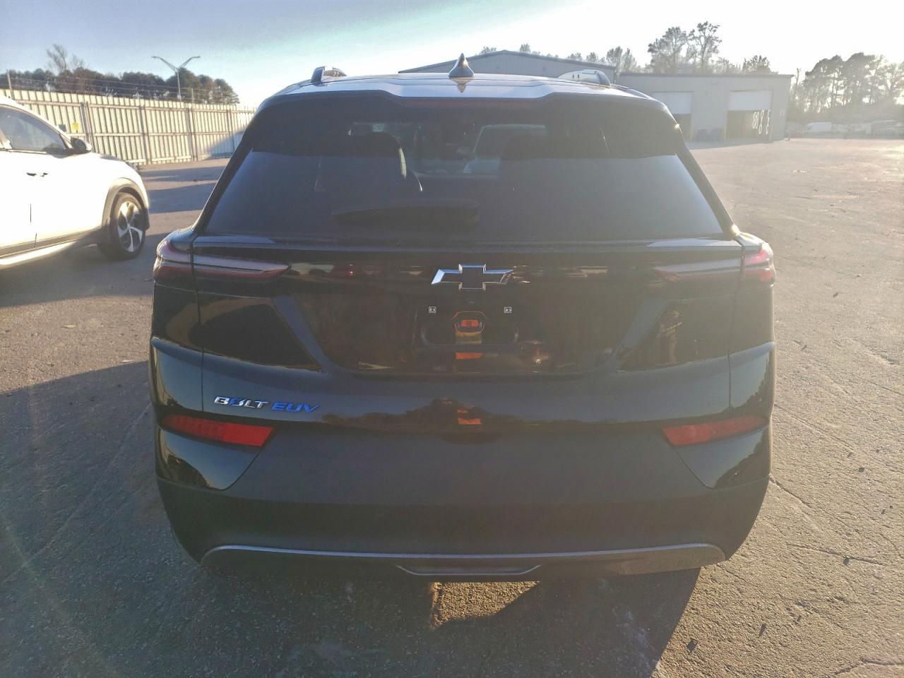 2023 Chevrolet Bolt Euv Premier - Image 6